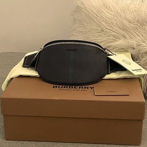 Hey I’m selling my amazing Burberry mini cason belt bag 100% authentic
